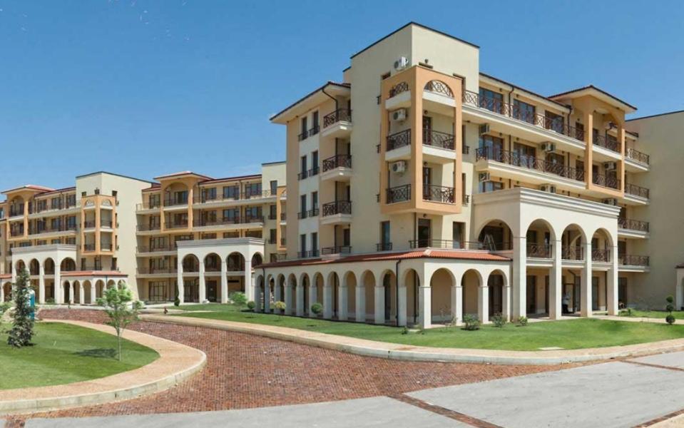 Lighthouse Golf Resort & Spa Apartments Балчик Екстериор снимка