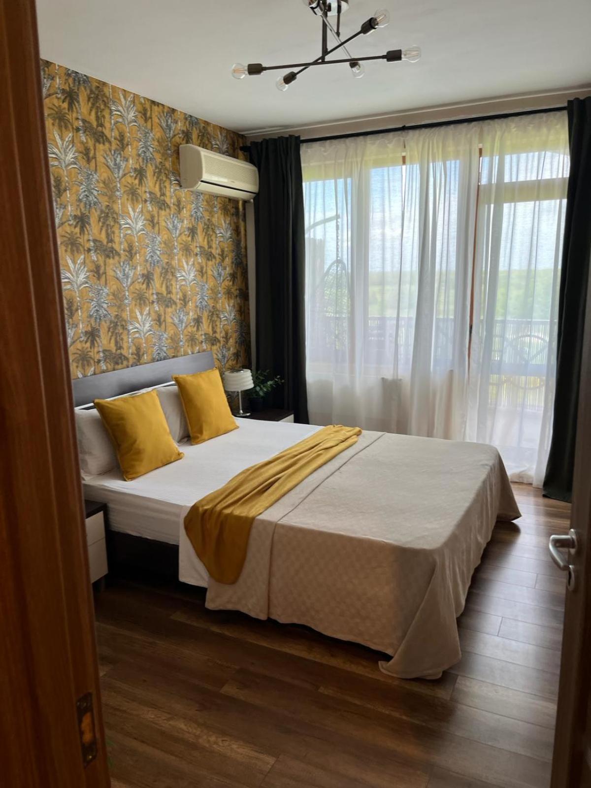 Lighthouse Golf Resort & Spa Apartments Балчик Екстериор снимка